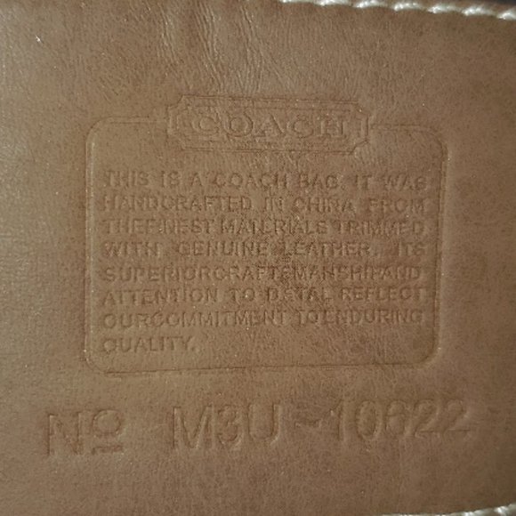 💯 Authentic preloved Coach👛Carly Signature Khaki Canvas Bag - Picture 4 of 8